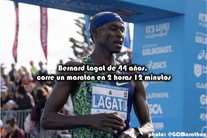 Bernard Lagat de 44 años, corre un maratón en 2 horas 12 minutos