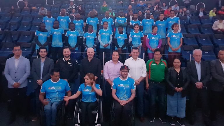 PRESENTAN ATLETAS ÉLITE QUE CORRERÁN EL 21K GUADALAJARA ELECTROLIT NUTRIDO POR GRANVITA