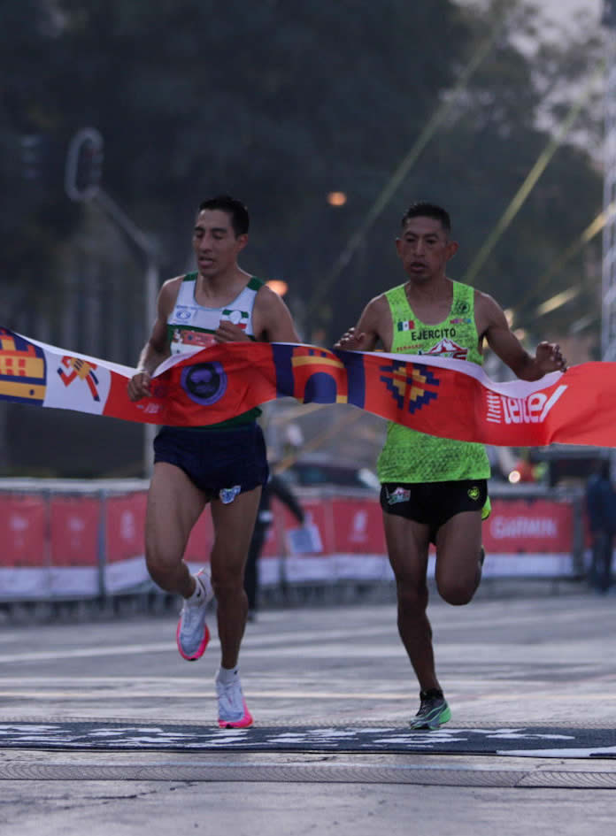 Mexicanos hacen el 1-2, y la keniana Lucy rompe récord histórico, en el Maratón de la Ciudad de México Telcel 2021