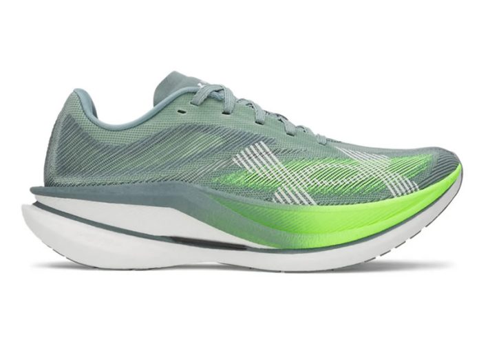 Under armour velociti